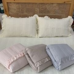 Sutra Fırfırlı Kenarlı Çift Kişilik Yatak Örtüsü Seti